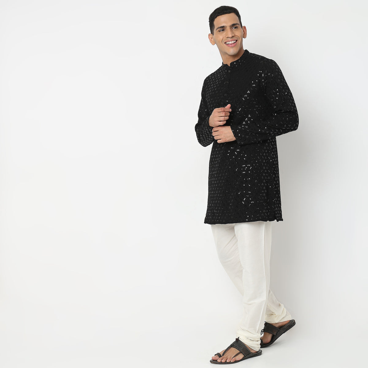 Regular Fit Embellished Kurta