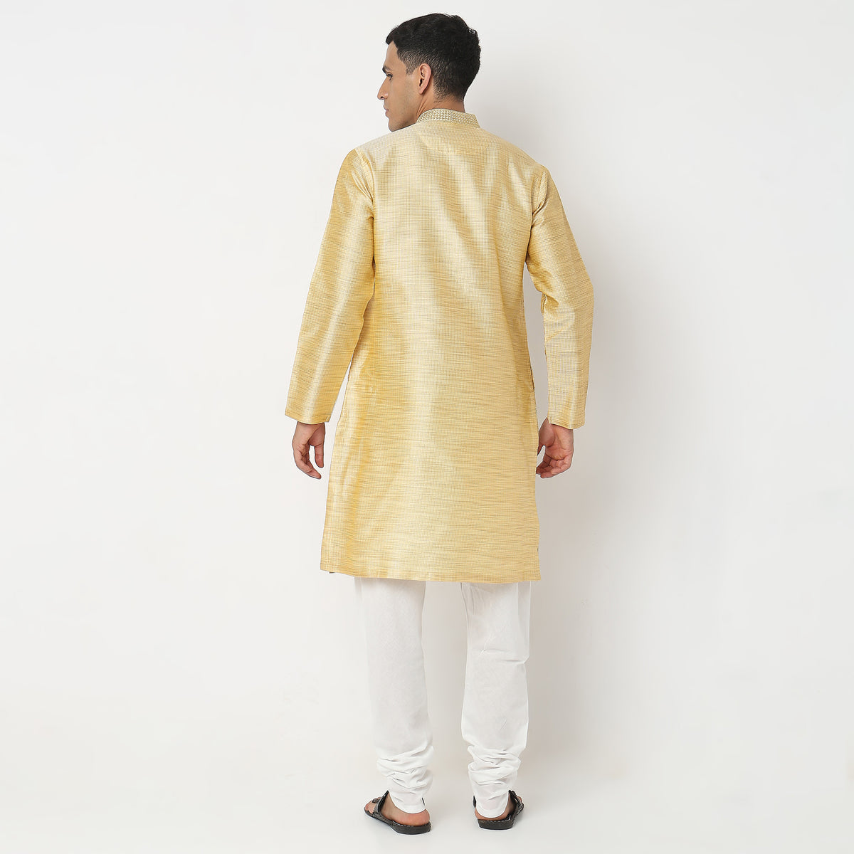 Regular Fit Embellished Kurta