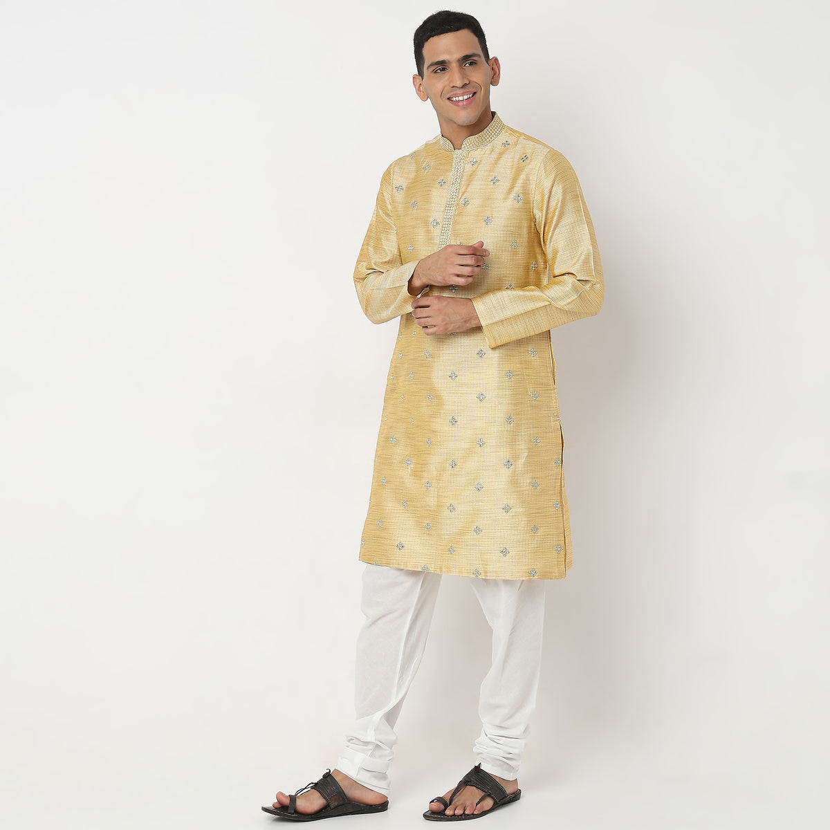 Regular Fit Embellished Kurta