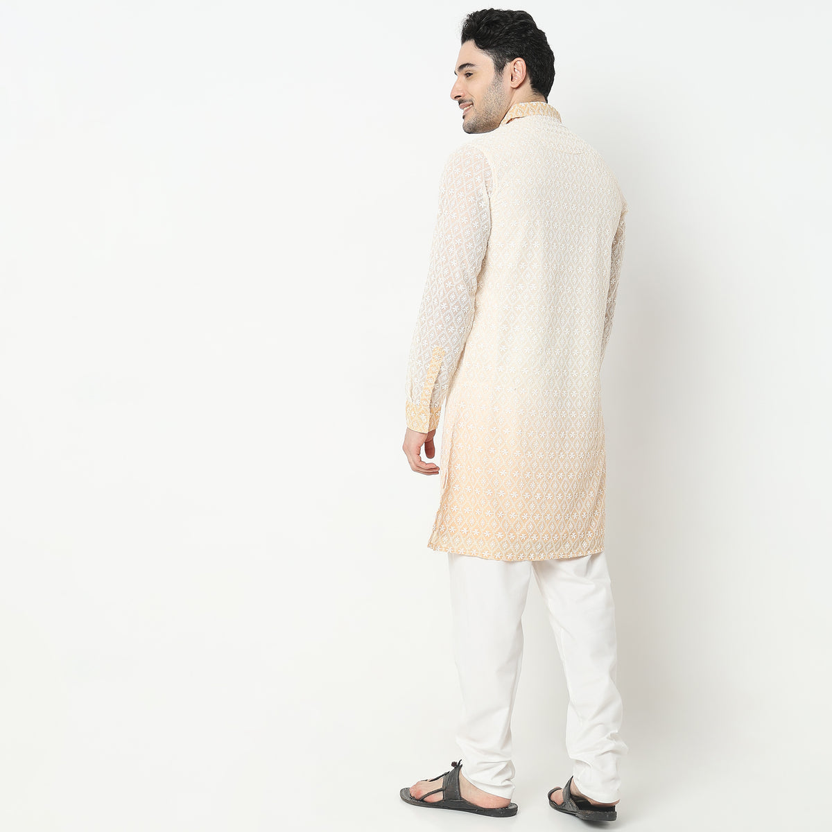 Regular Fit Embroidered Kurta