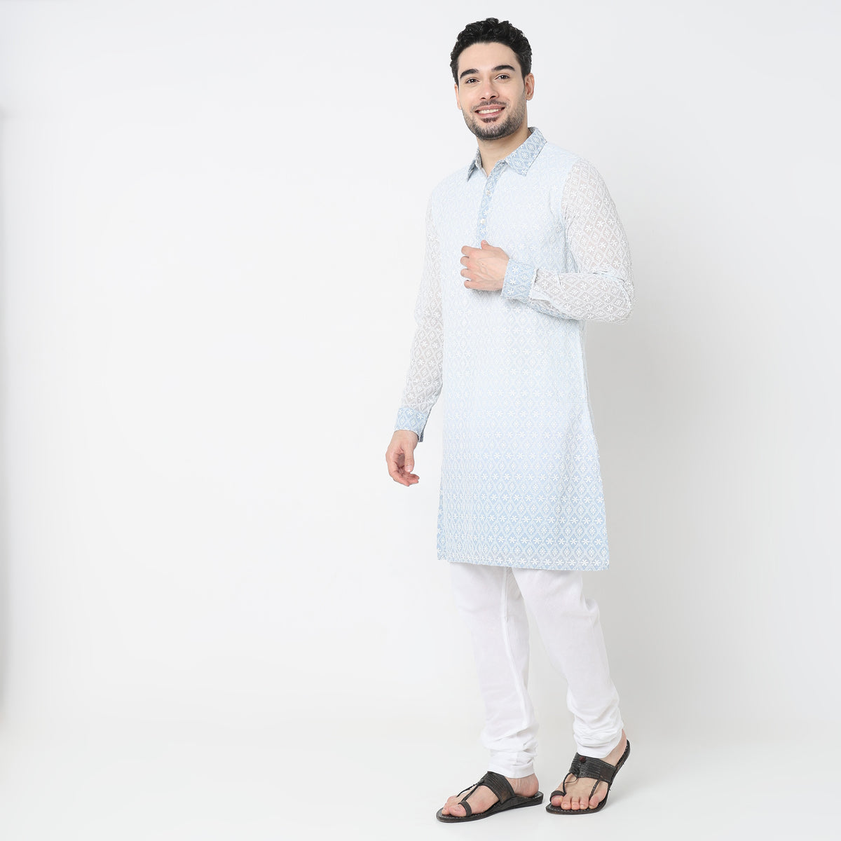 Regular Fit Embroidered Kurta