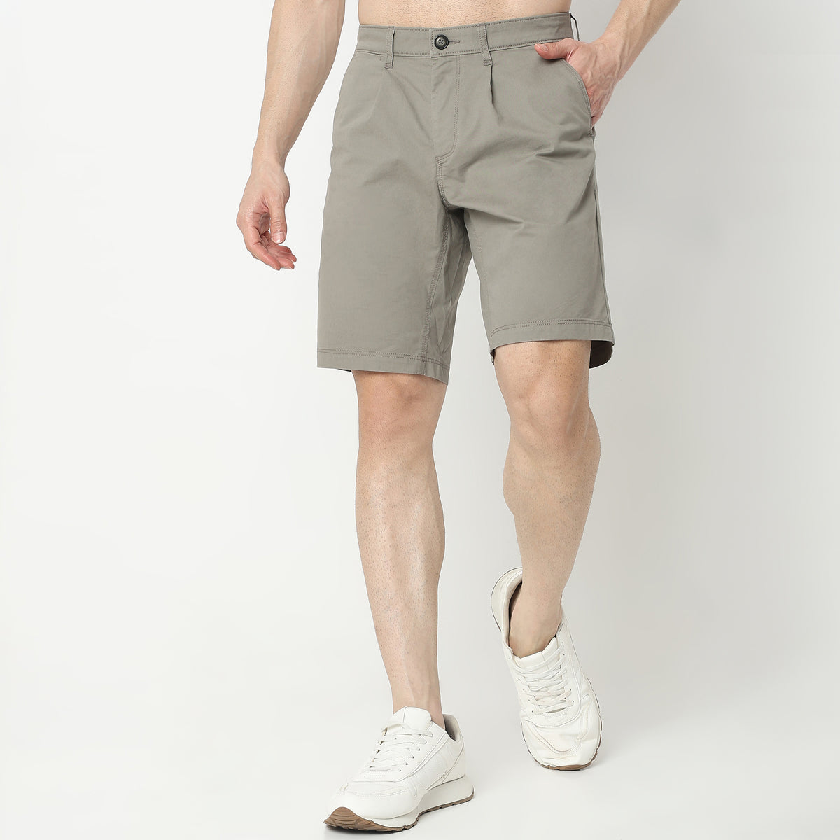 Regular Fit Solid Mid Rise Shorts