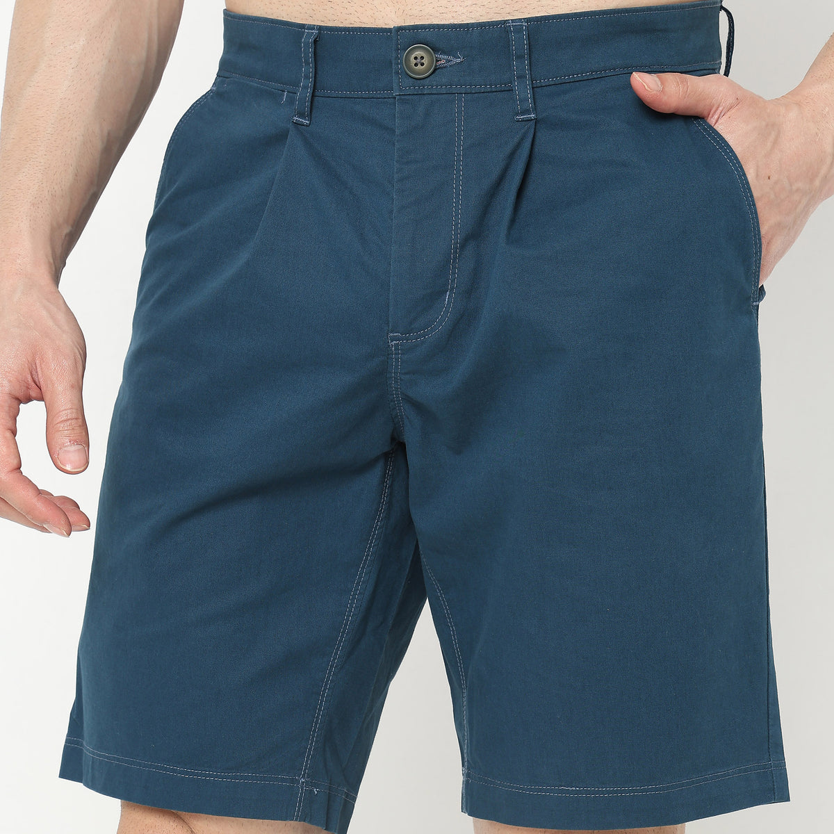 Regular Fit Solid Mid Rise Shorts