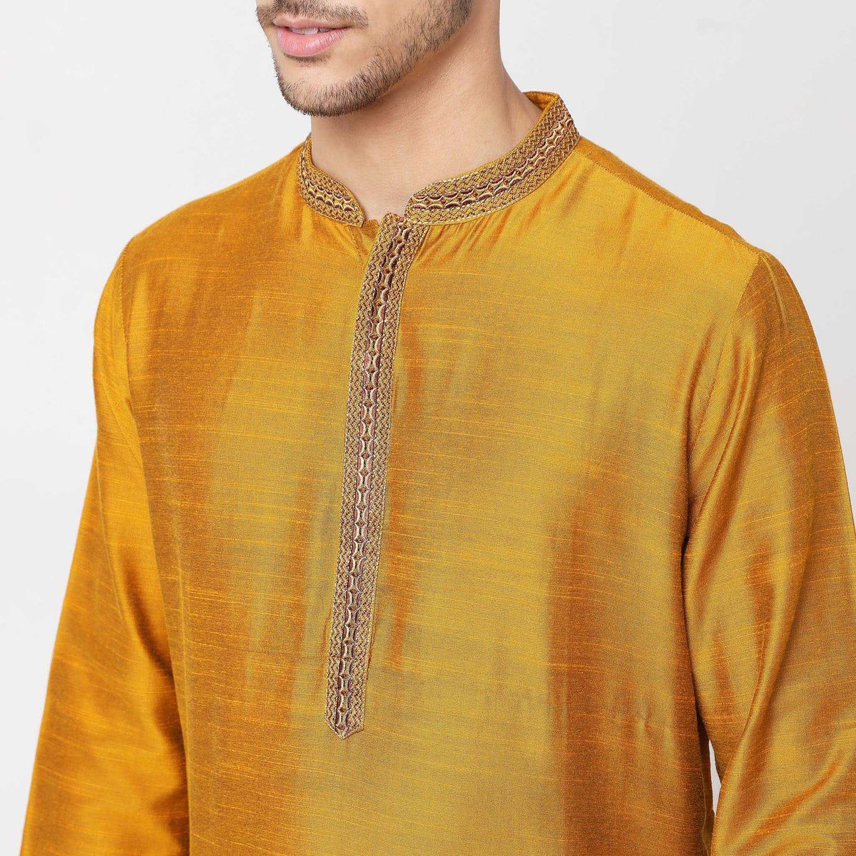 Regular Fit Embroidered Kurta