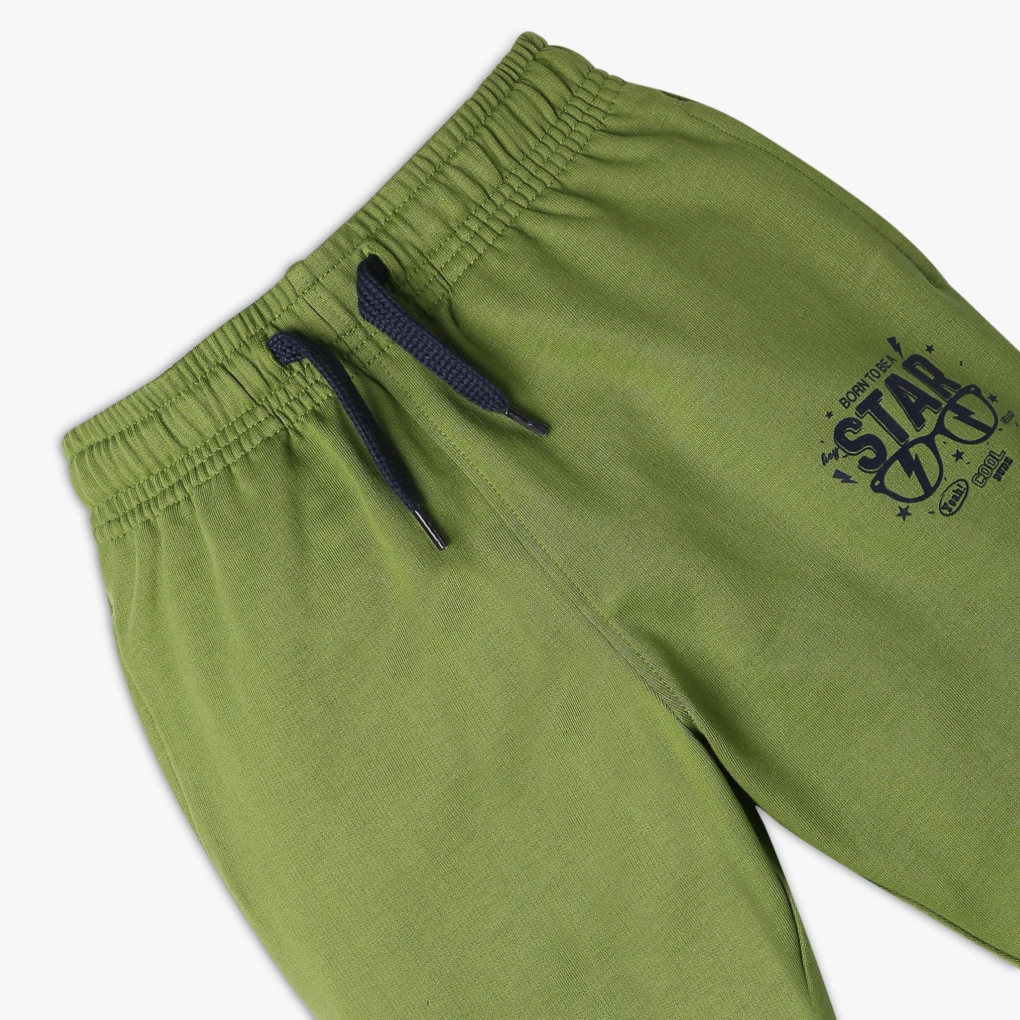Boy's Regular Fit Solid Mid Rise Trackpants